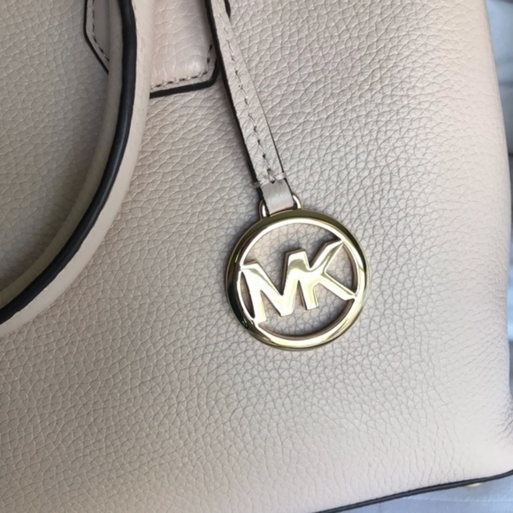 Michael Kors Camille satchel zip clutch wristlet - Picture 6 of 10